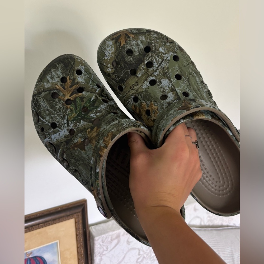 Realtree camo crocs, never worn